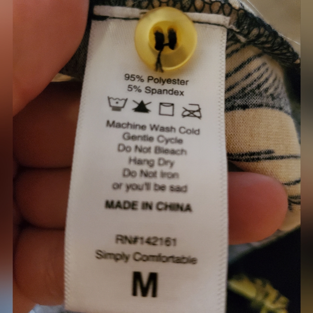 LuLaRoe Black w/ Yellow Floral Charlie Button Down Blouse - Picture 7 of 10